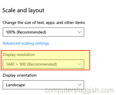 Windows 10 settings change Display resolution dropdown menu.